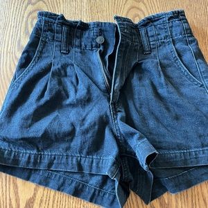 American Eagle, women’s size 00, black denim shorts.